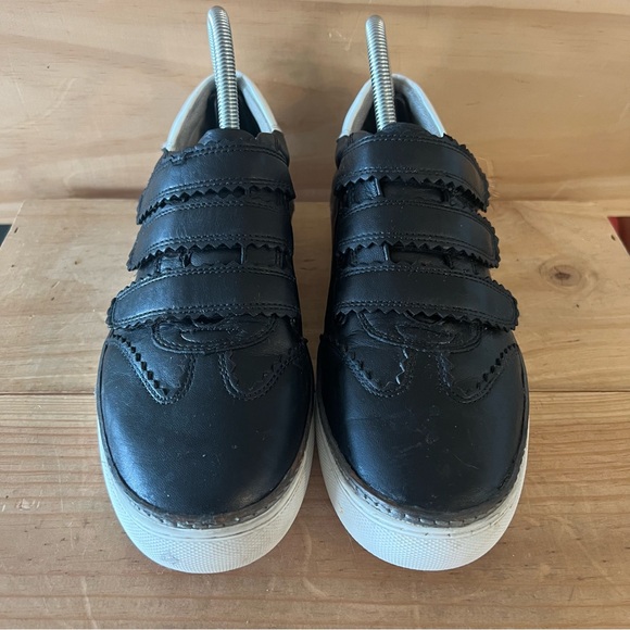 Johnston & Murphy Callie Tri-Strap Black White Leather Sneaker Shoes size 7.5 - Picture 7 of 13